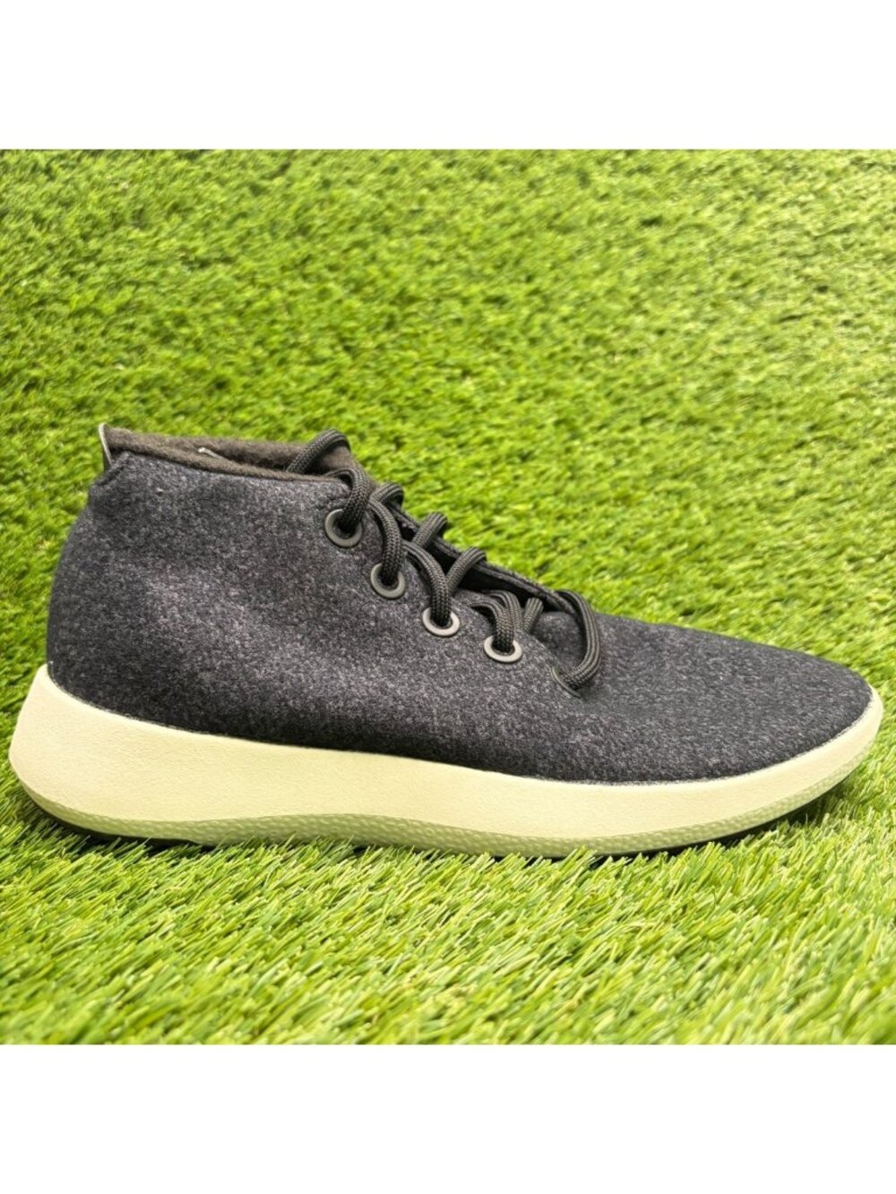 Allbirds Wool Runner Up Mizzles Mens Size 10 Black White Athletic Shoes Sneakers